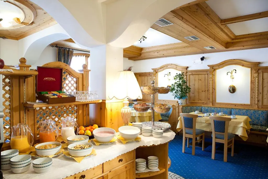 ***  Hotel Garni Laura Arabba Ιταλία