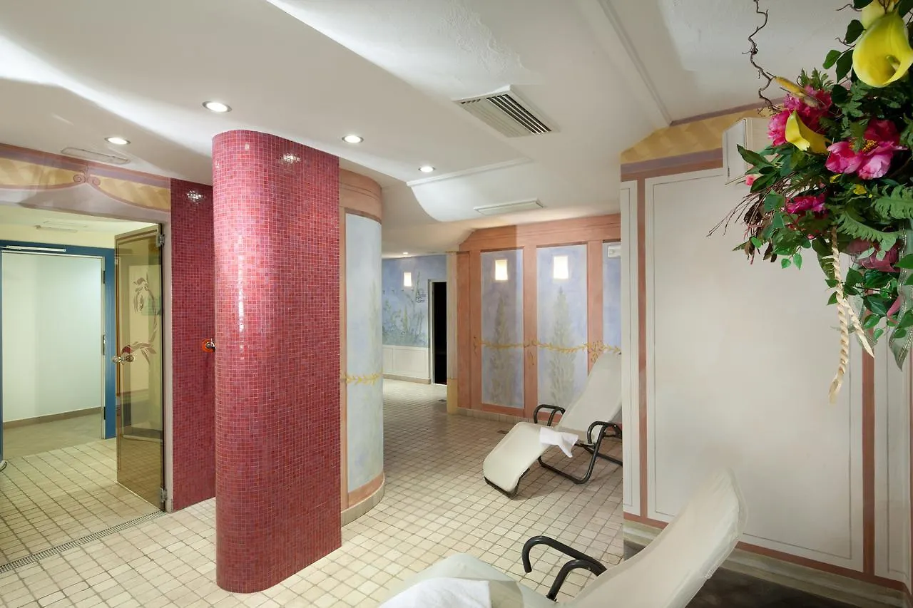 Hotel Garni Laura Arabba 3*,